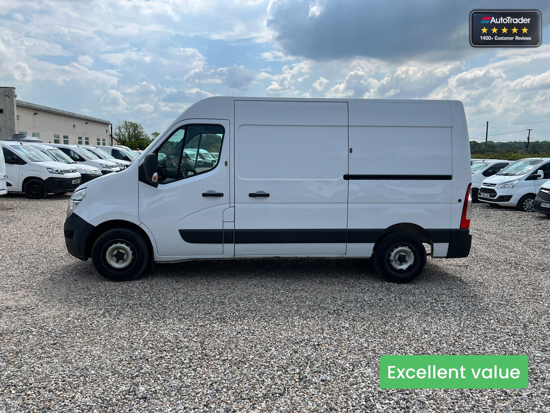 Main listing image - Nissan NV400