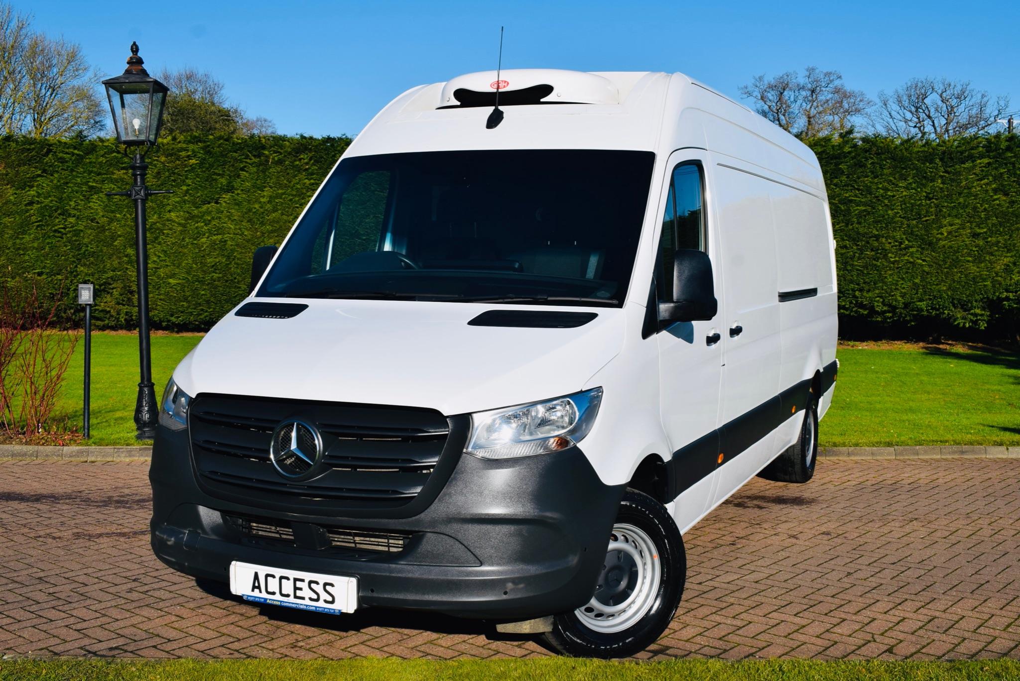 Main listing image - Mercedes-Benz Sprinter