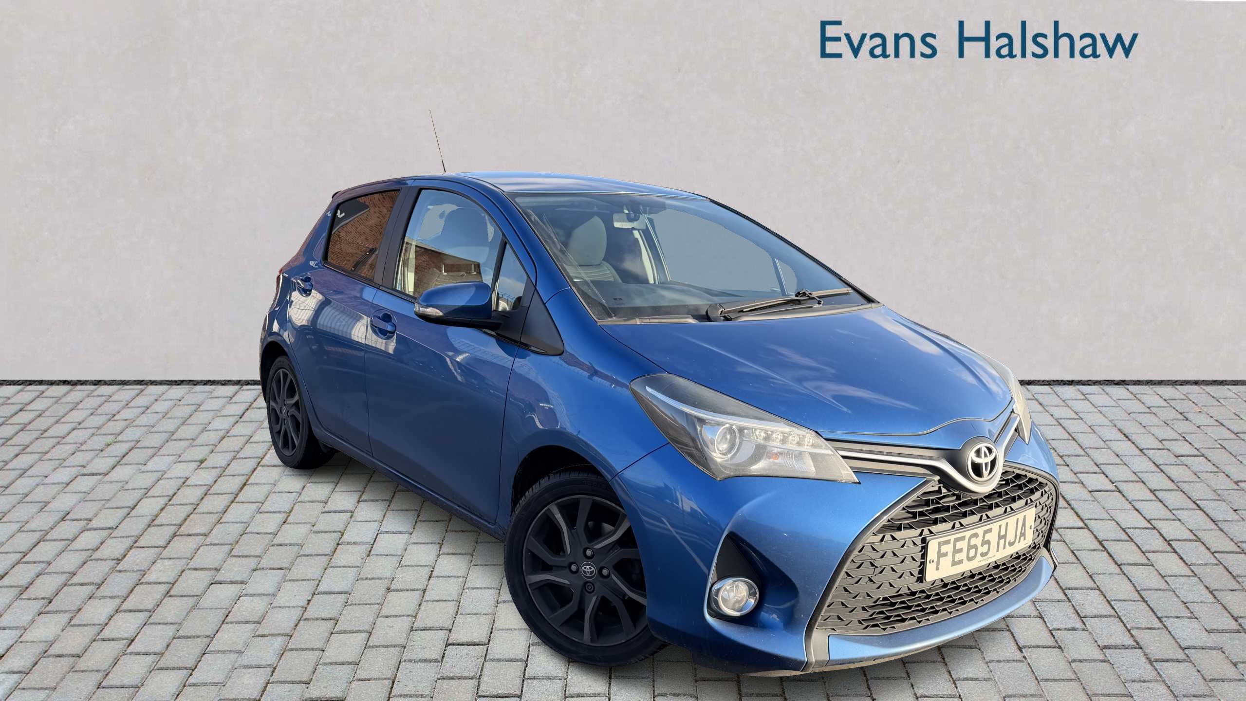 Main listing image - Toyota Yaris