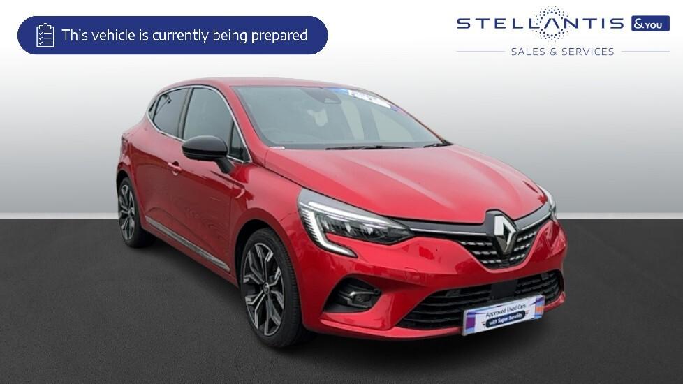 Main listing image - Renault Clio