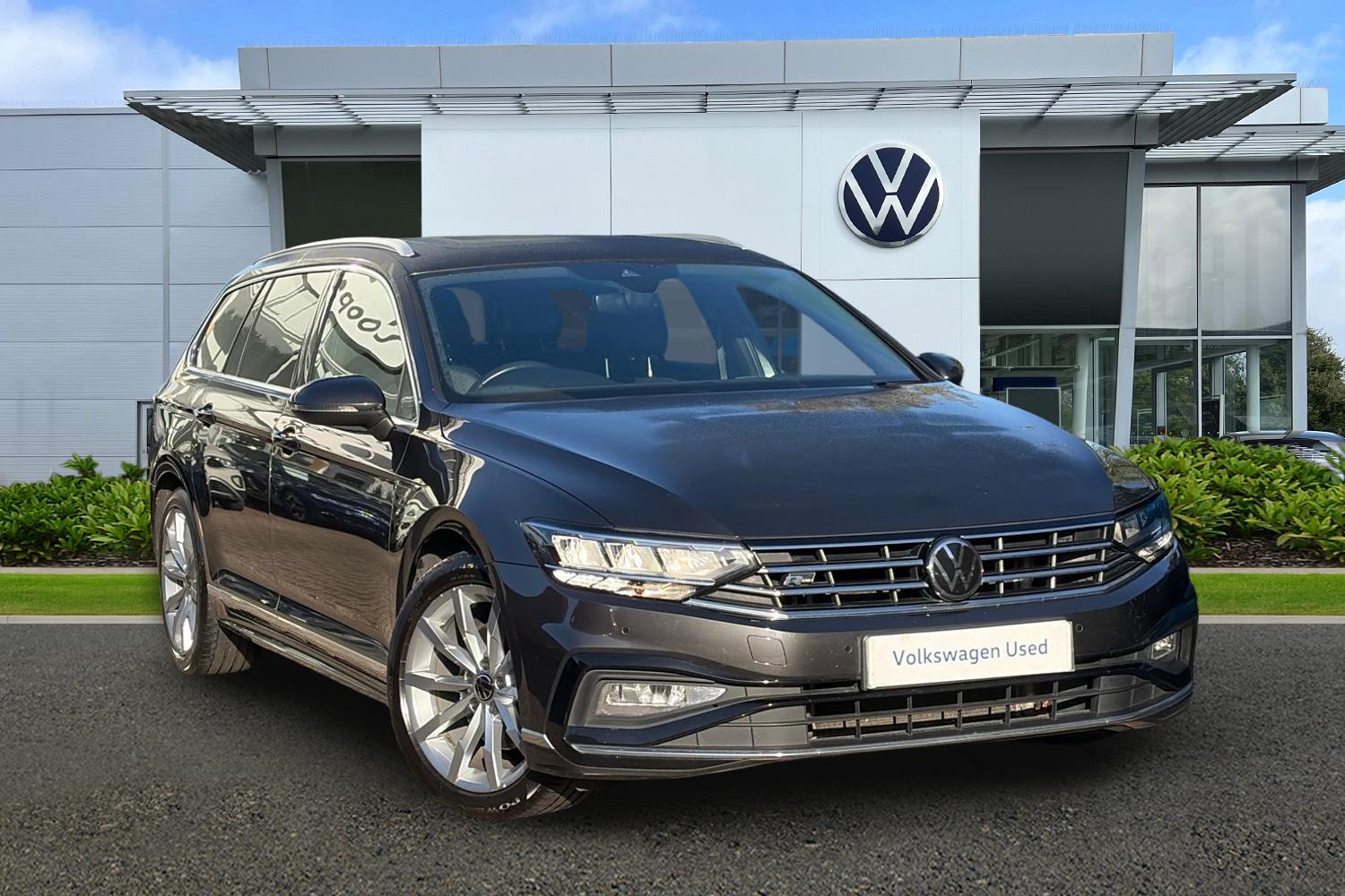 Main listing image - Volkswagen Passat