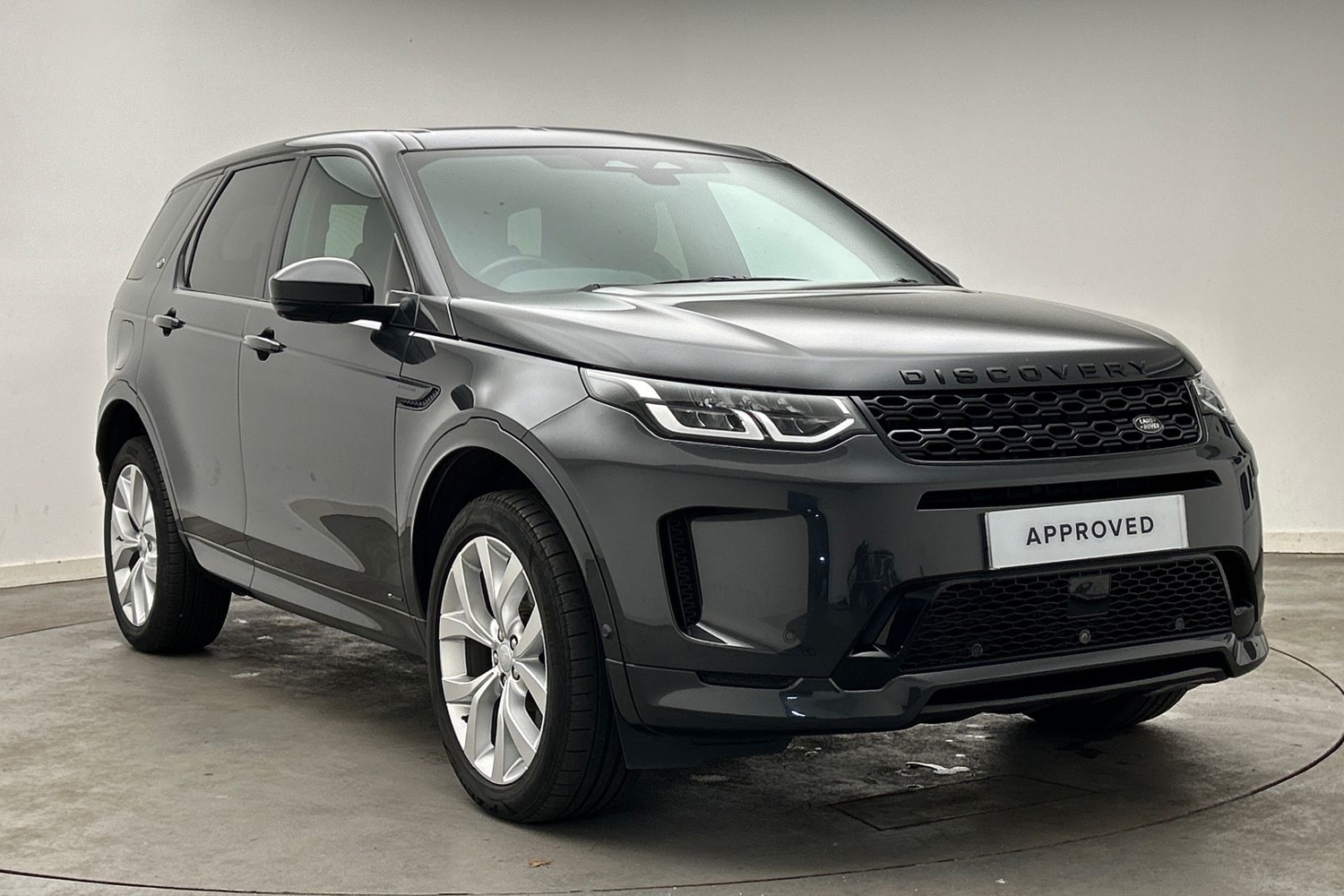 Main listing image - Land Rover Discovery Sport