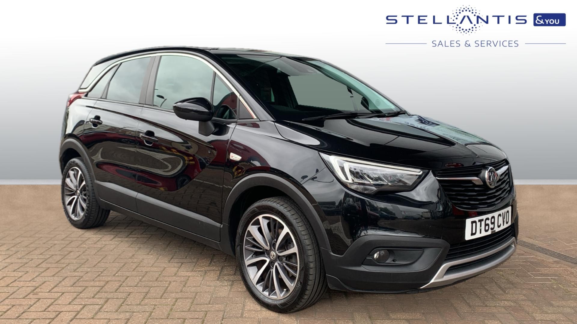 Main listing image - Vauxhall Crossland X