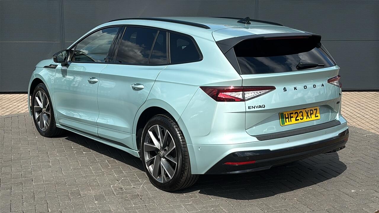 Main listing image - Skoda Enyaq