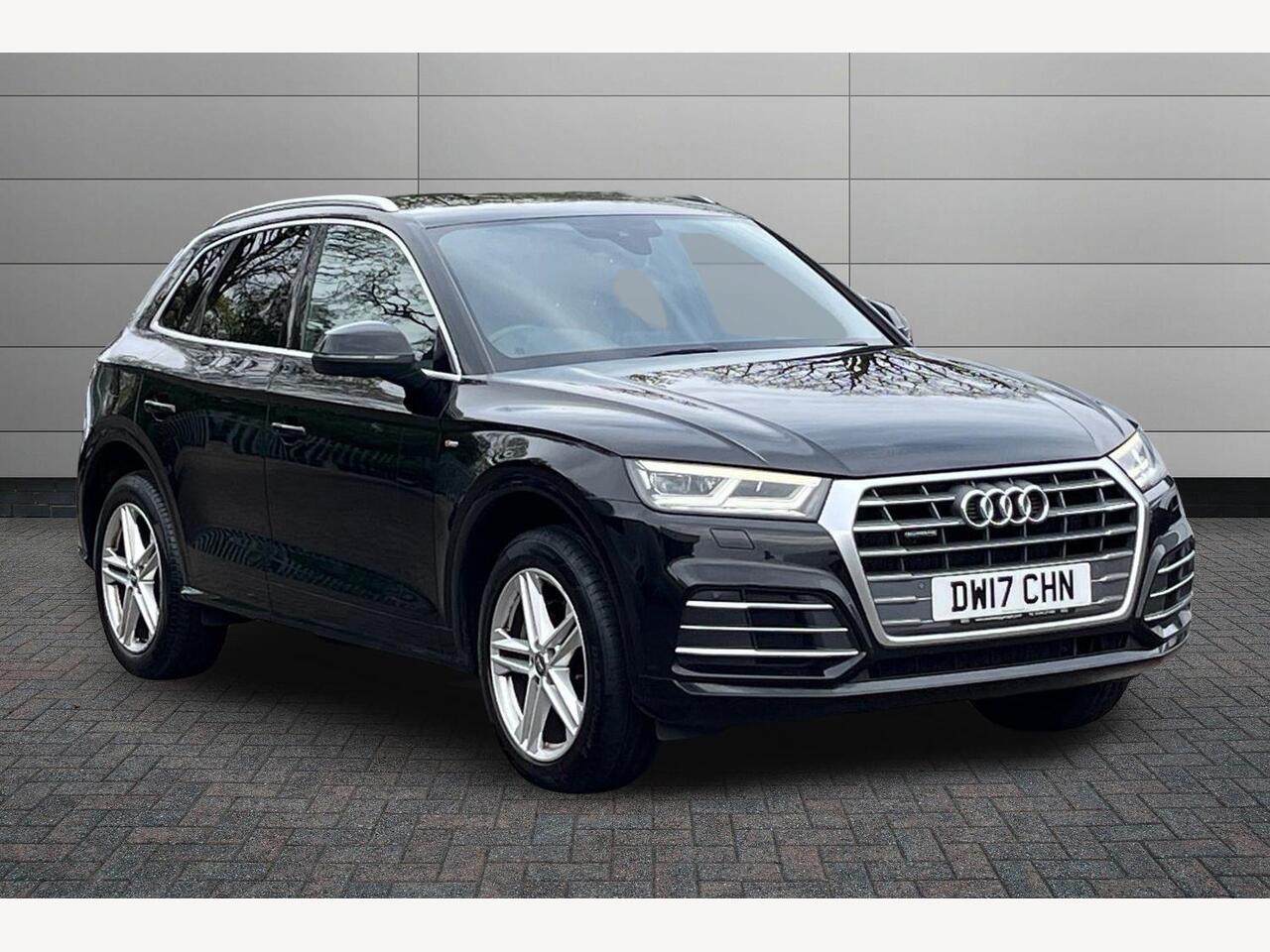 Main listing image - Audi Q5