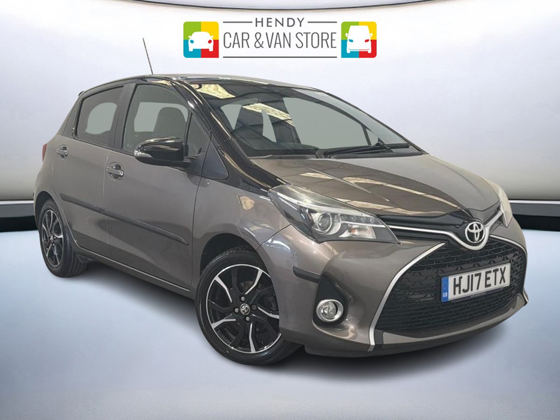 Main listing image - Toyota Yaris