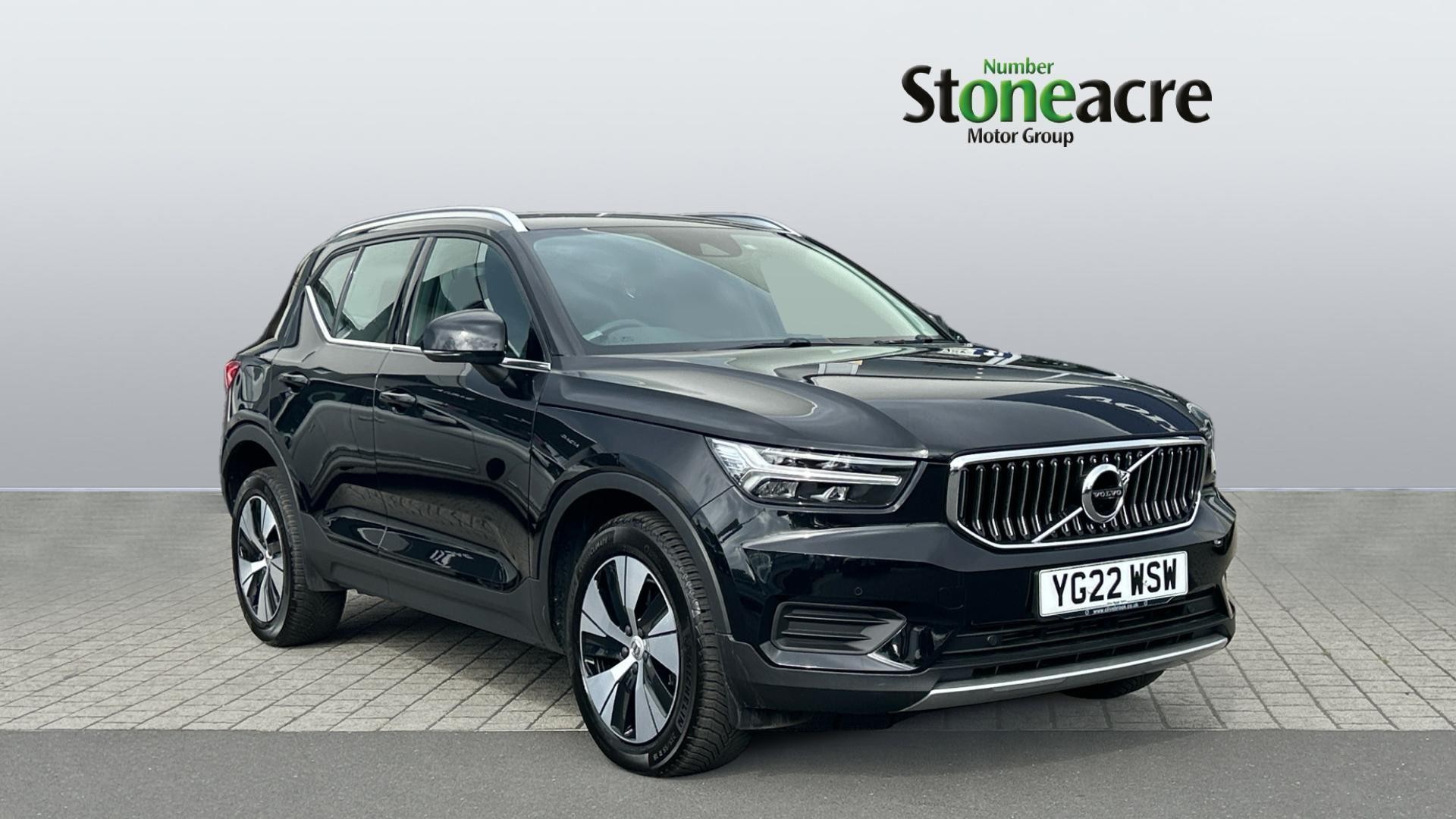 Main listing image - Volvo XC40 Recharge