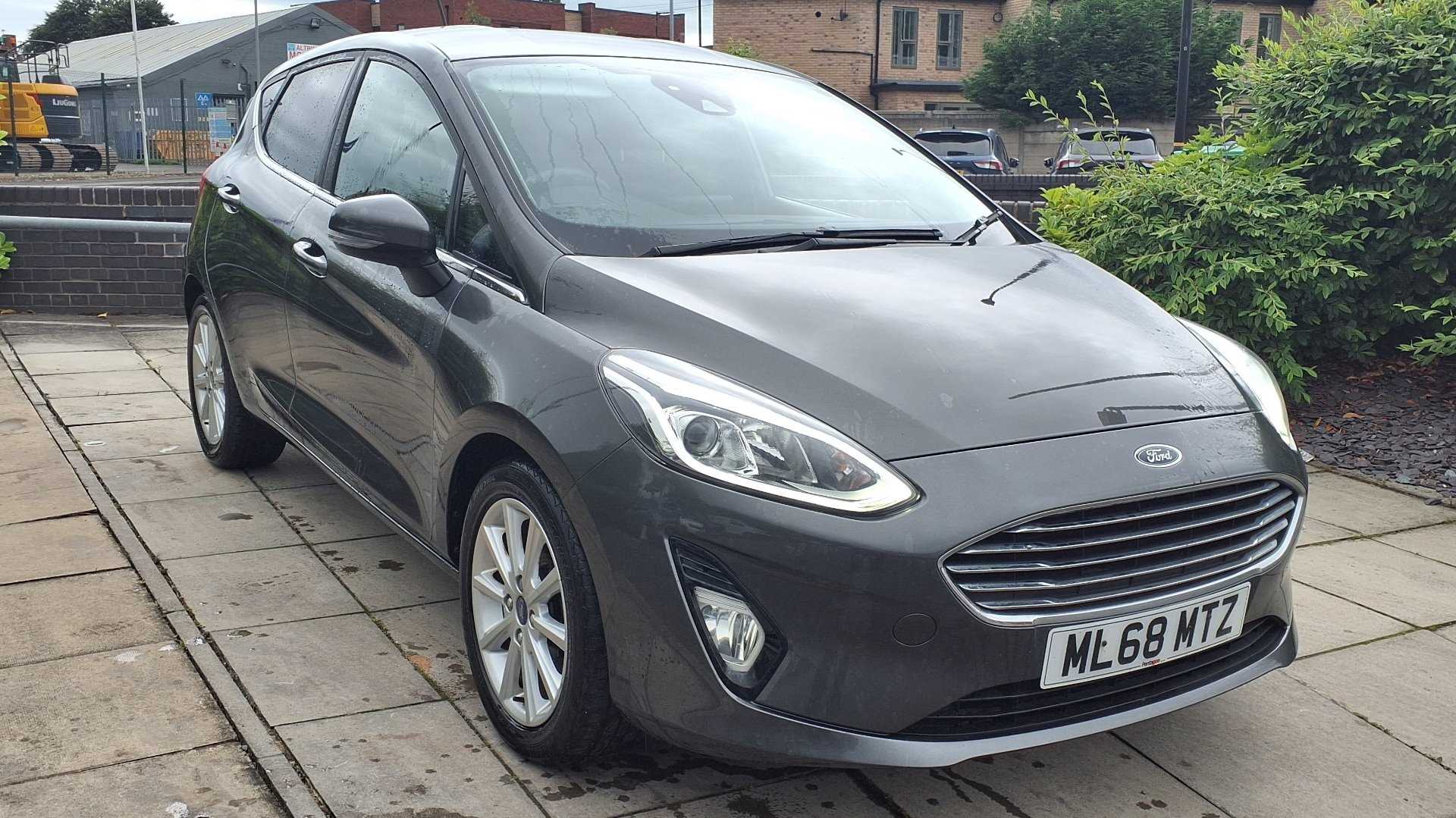 Main listing image - Ford Fiesta