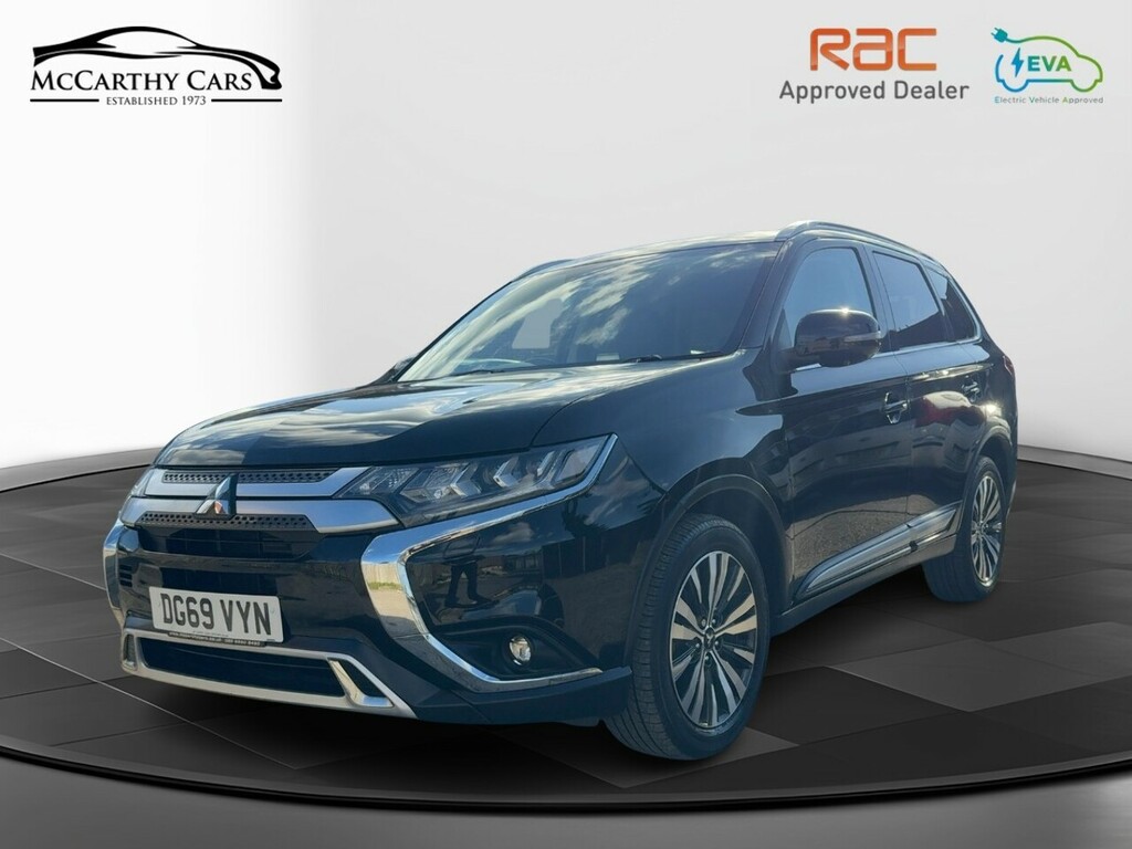 Main listing image - Mitsubishi Outlander