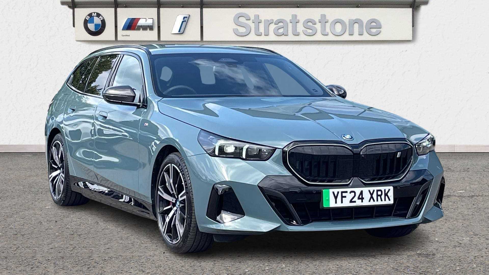 Main listing image - BMW i5