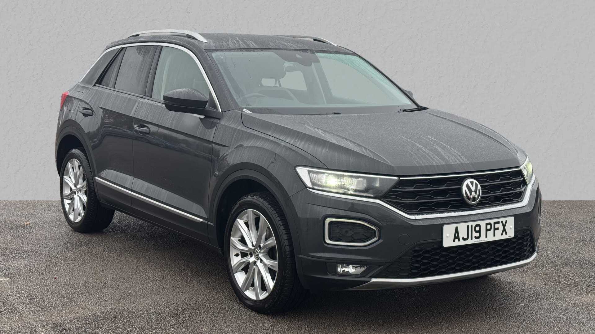 Main listing image - Volkswagen T-Roc