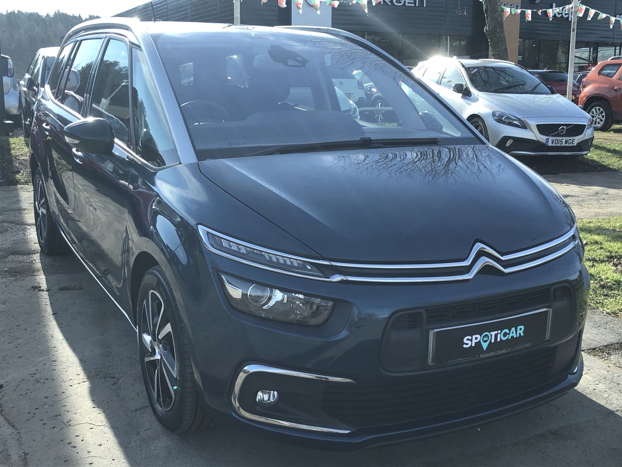 Main listing image - Citroen Grand C4 SpaceTourer