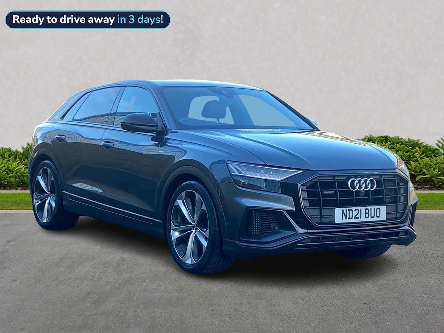 Main listing image - Audi Q8