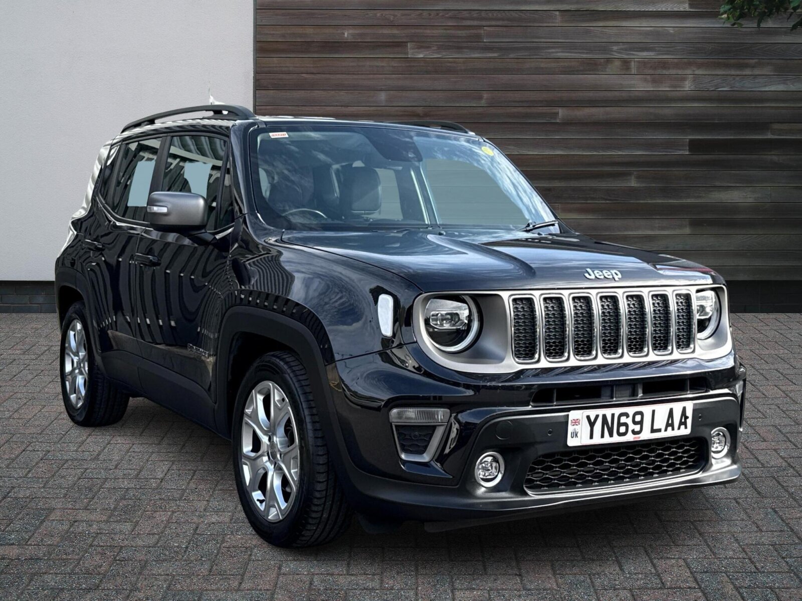 Main listing image - Jeep Renegade