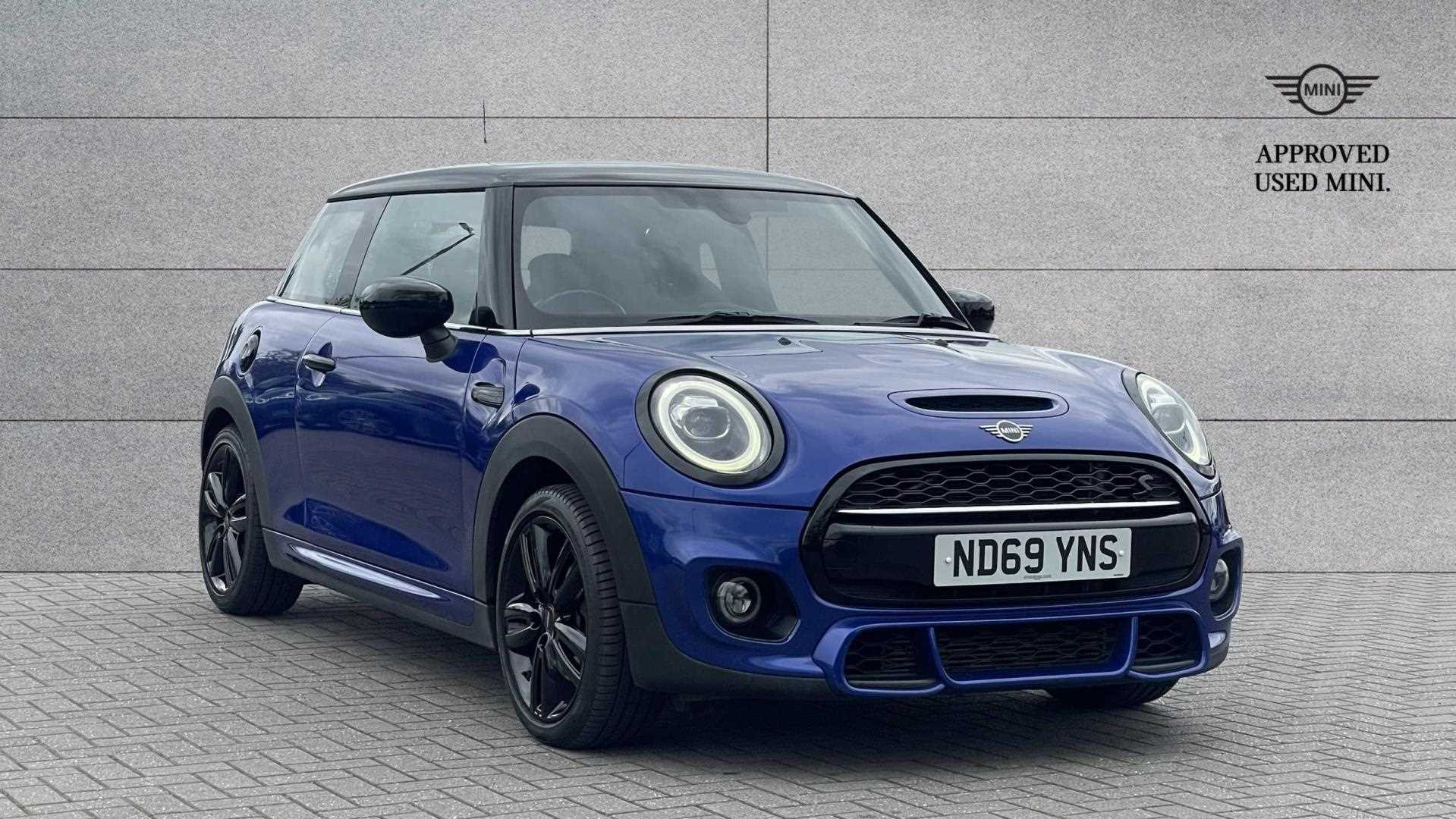Main listing image - MINI Hatchback