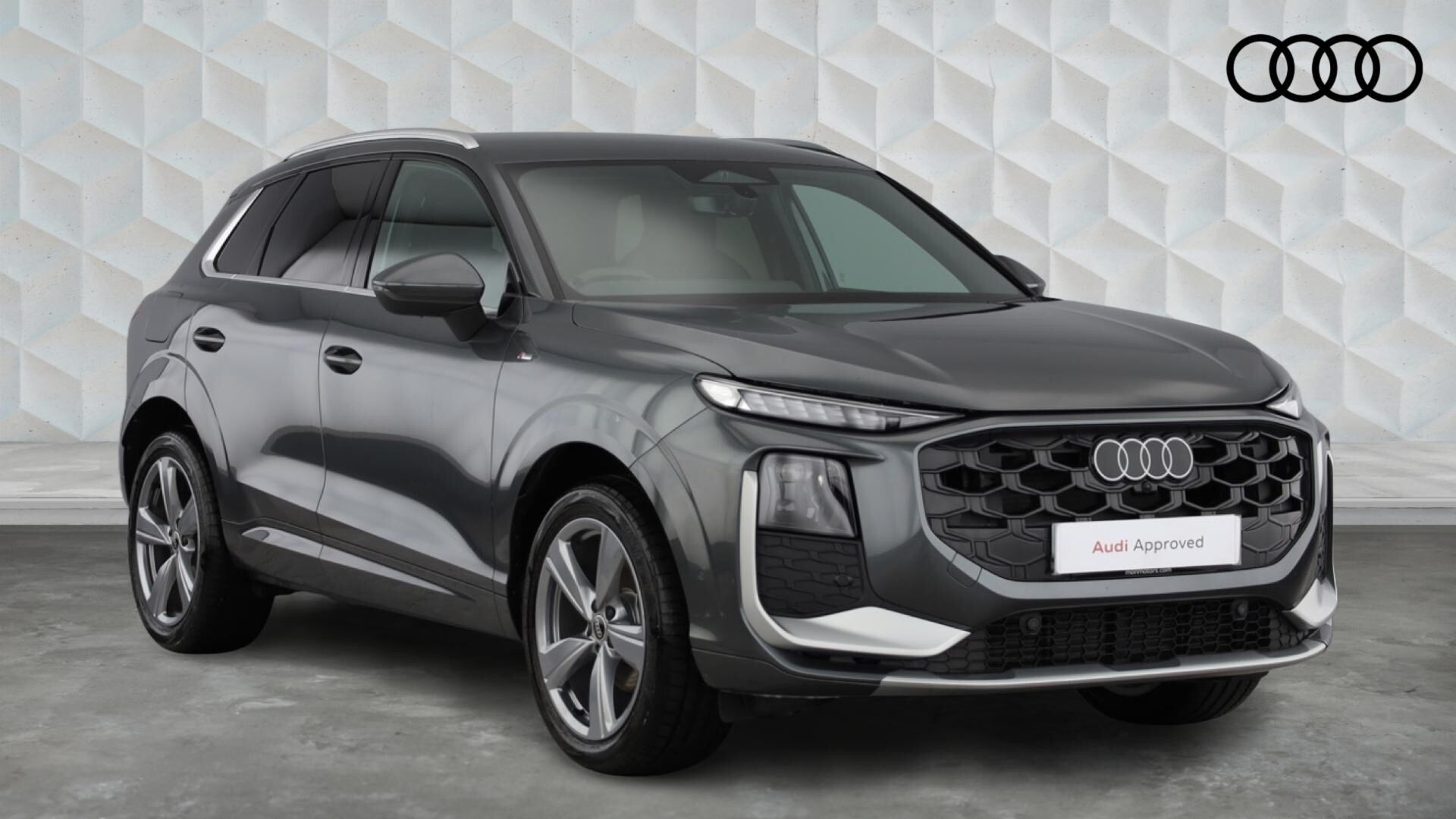 Main listing image - Audi Q3