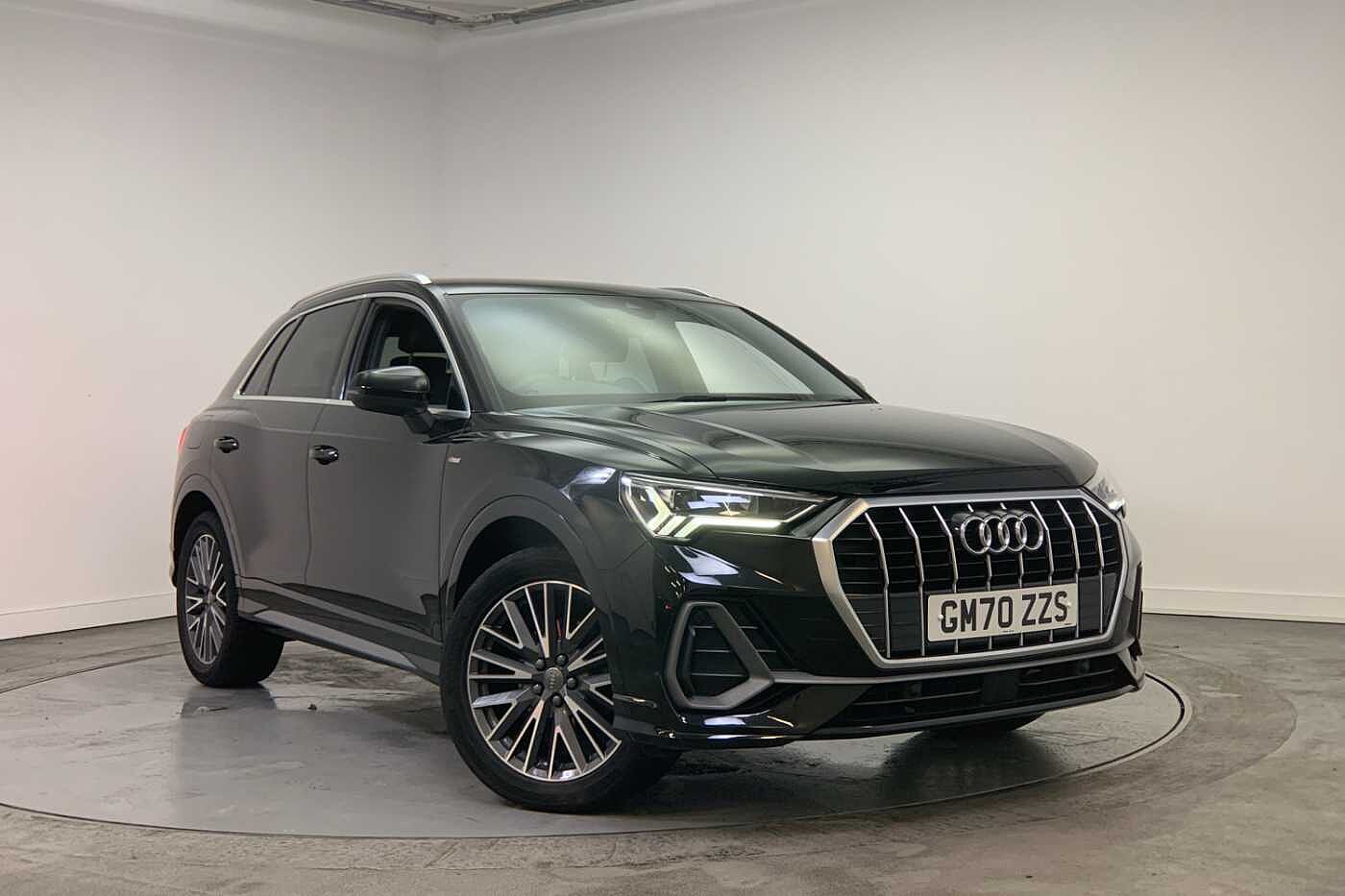 Main listing image - Audi Q3