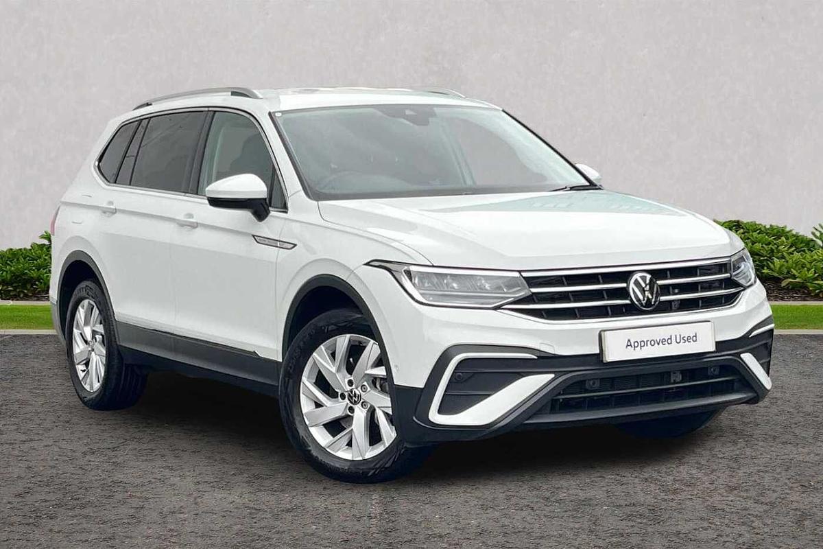 Main listing image - Volkswagen Tiguan Allspace