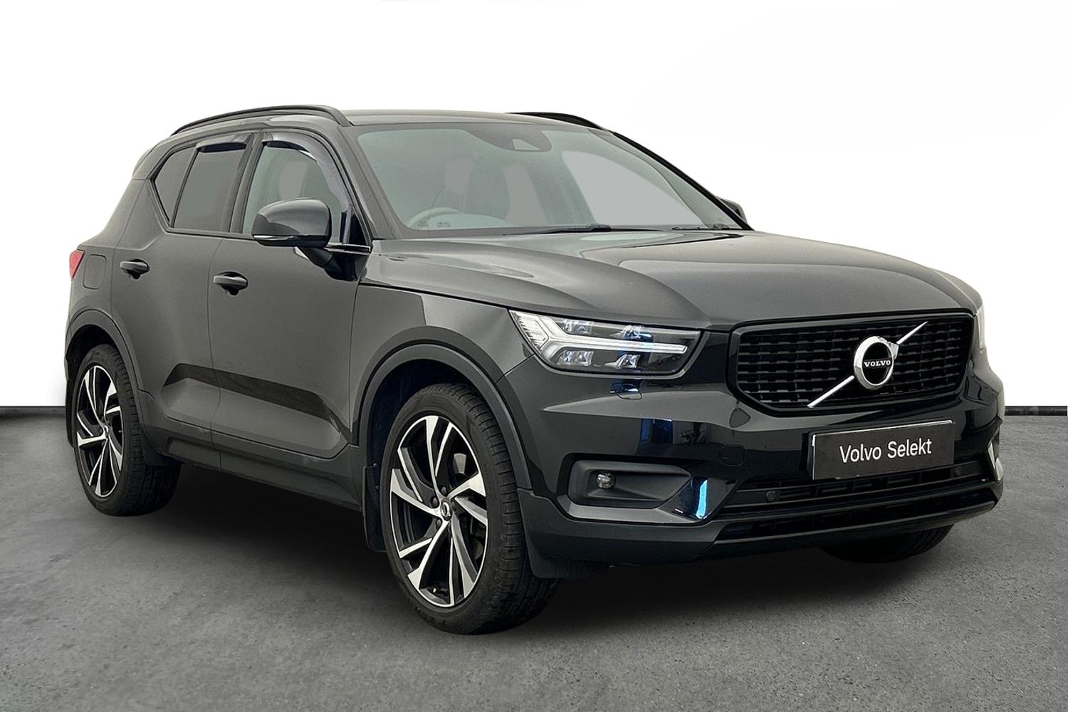 Main listing image - Volvo XC40