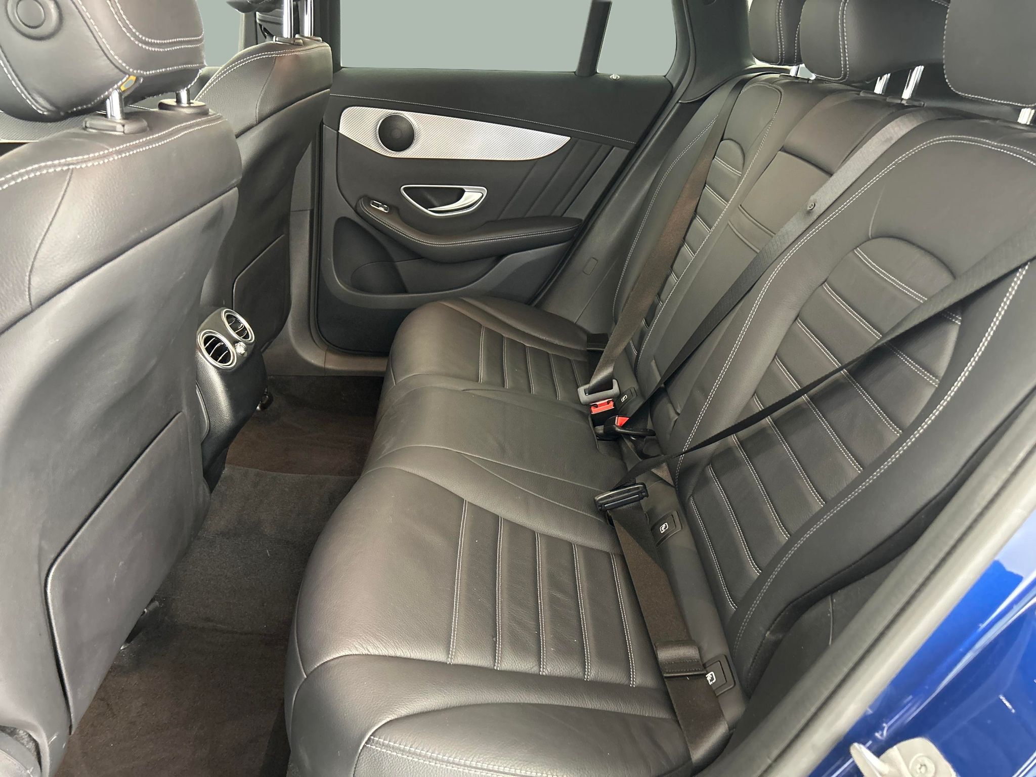 Main listing image - Mercedes-Benz EQC