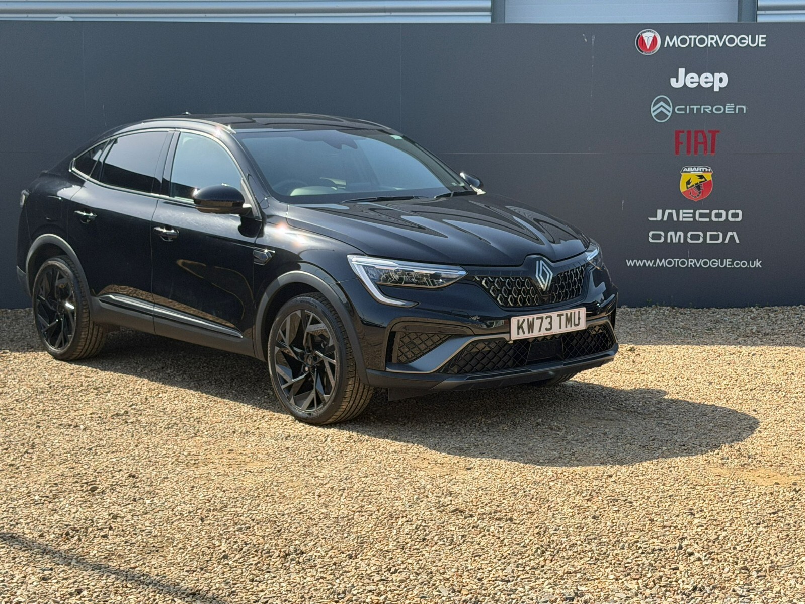 Main listing image - Renault Arkana