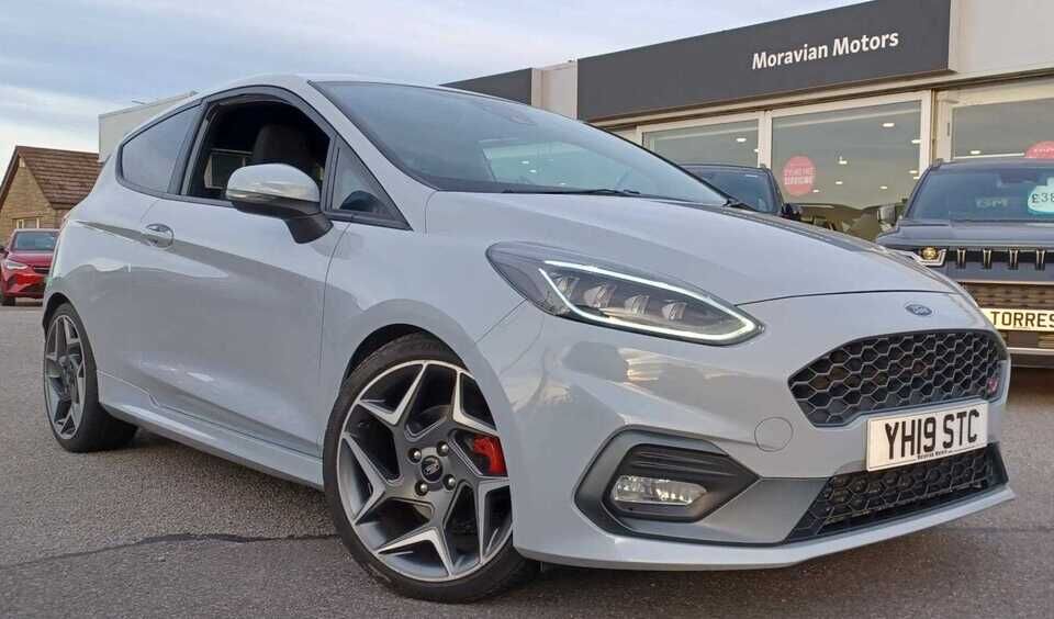 Main listing image - Ford Fiesta ST