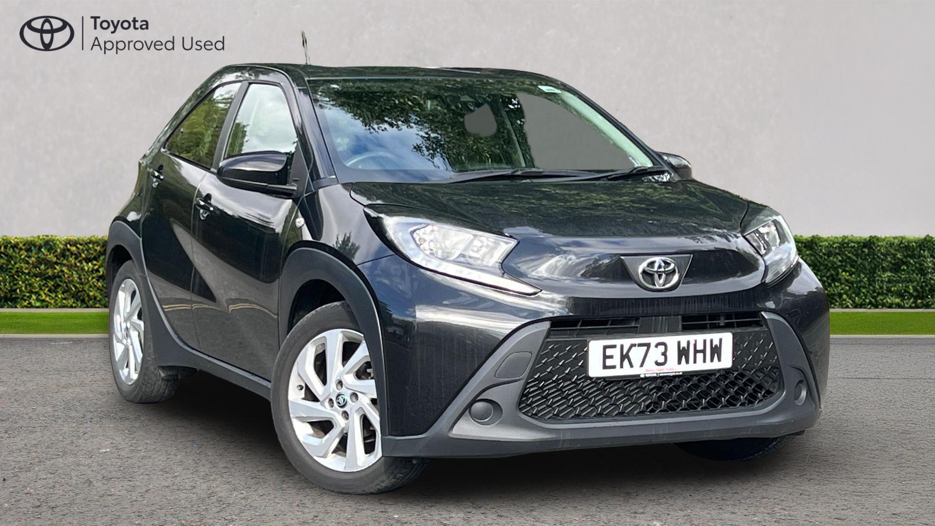 Main listing image - Toyota Corolla