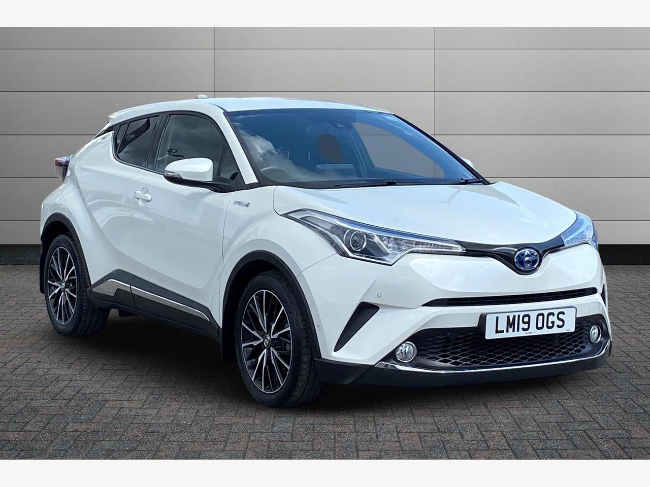 Main listing image - Toyota C-HR
