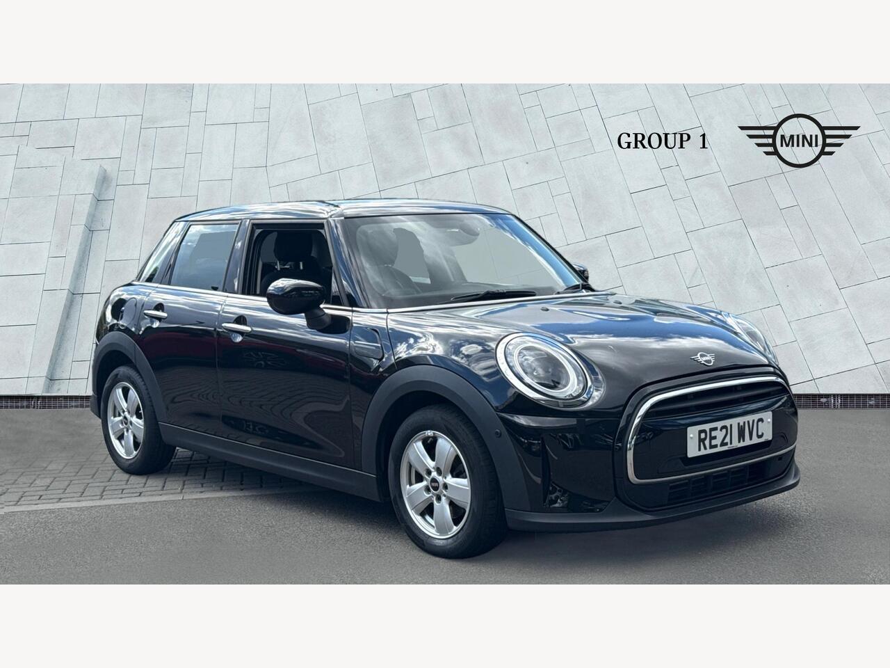 Main listing image - MINI Hatchback 5dr