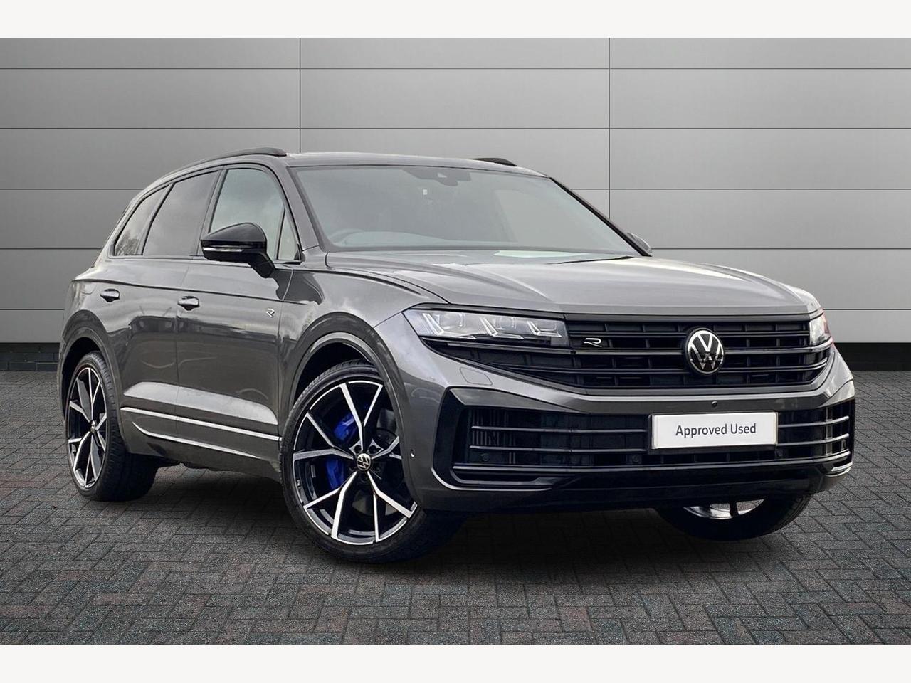 Main listing image - Volkswagen Touareg