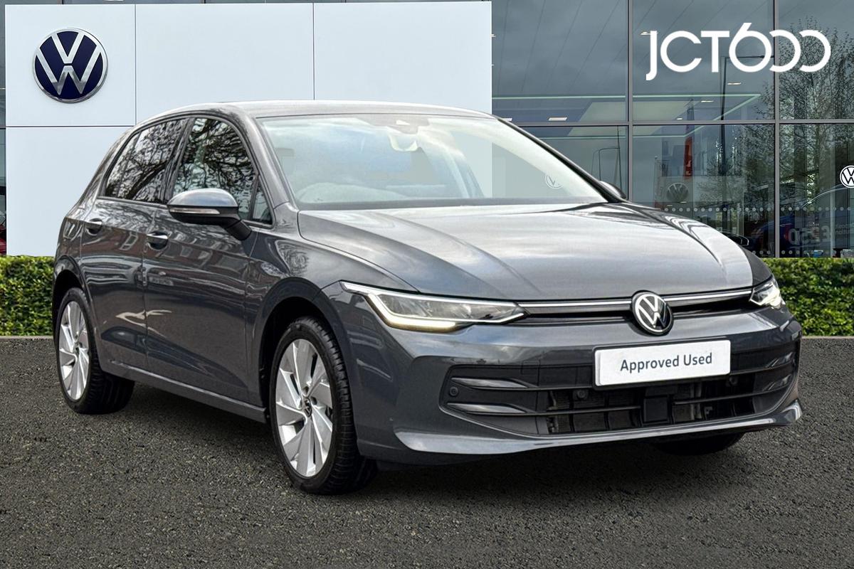 Main listing image - Volkswagen Golf