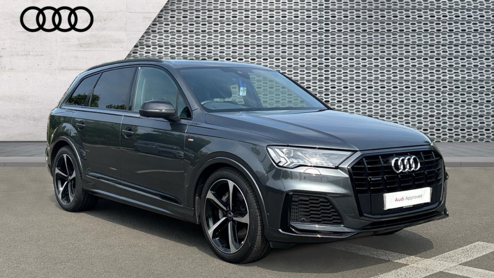 Main listing image - Audi Q7