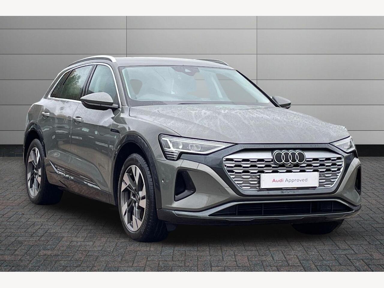 Main listing image - Audi Q8