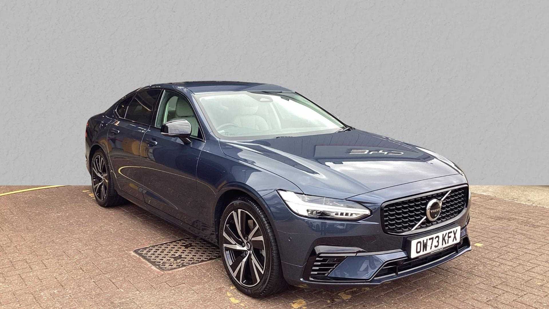 Main listing image - Volvo S90
