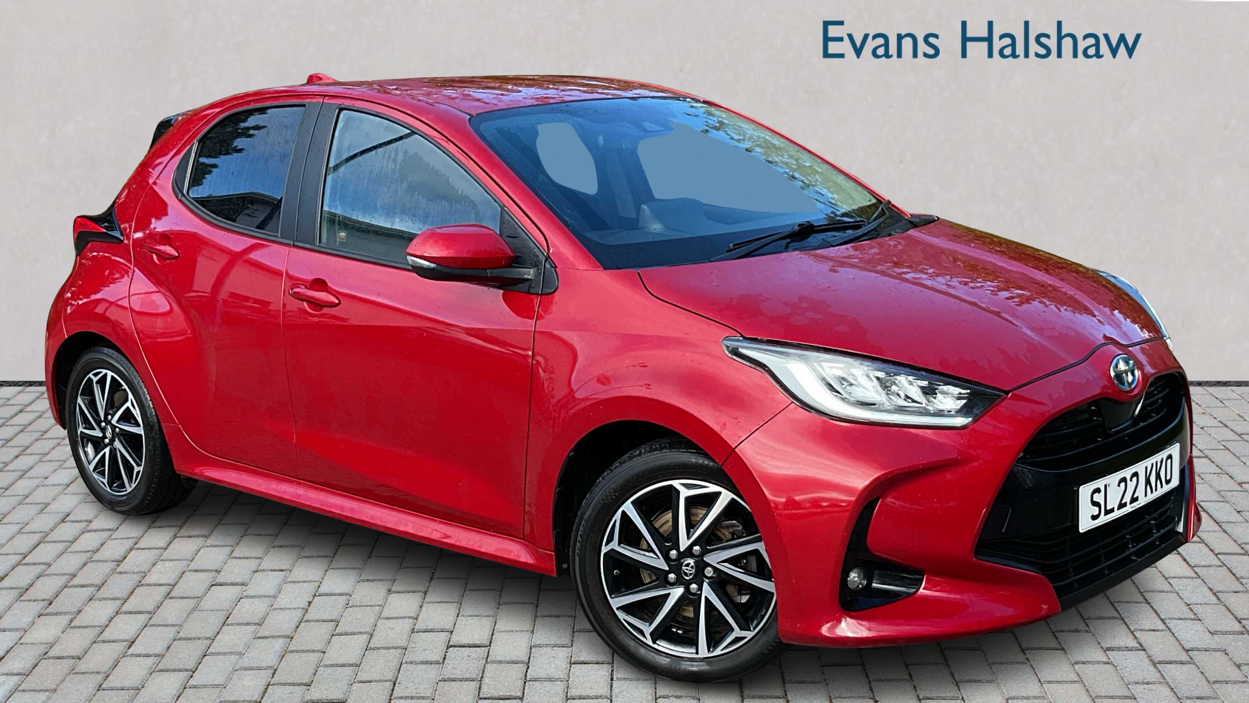 Main listing image - Toyota Yaris