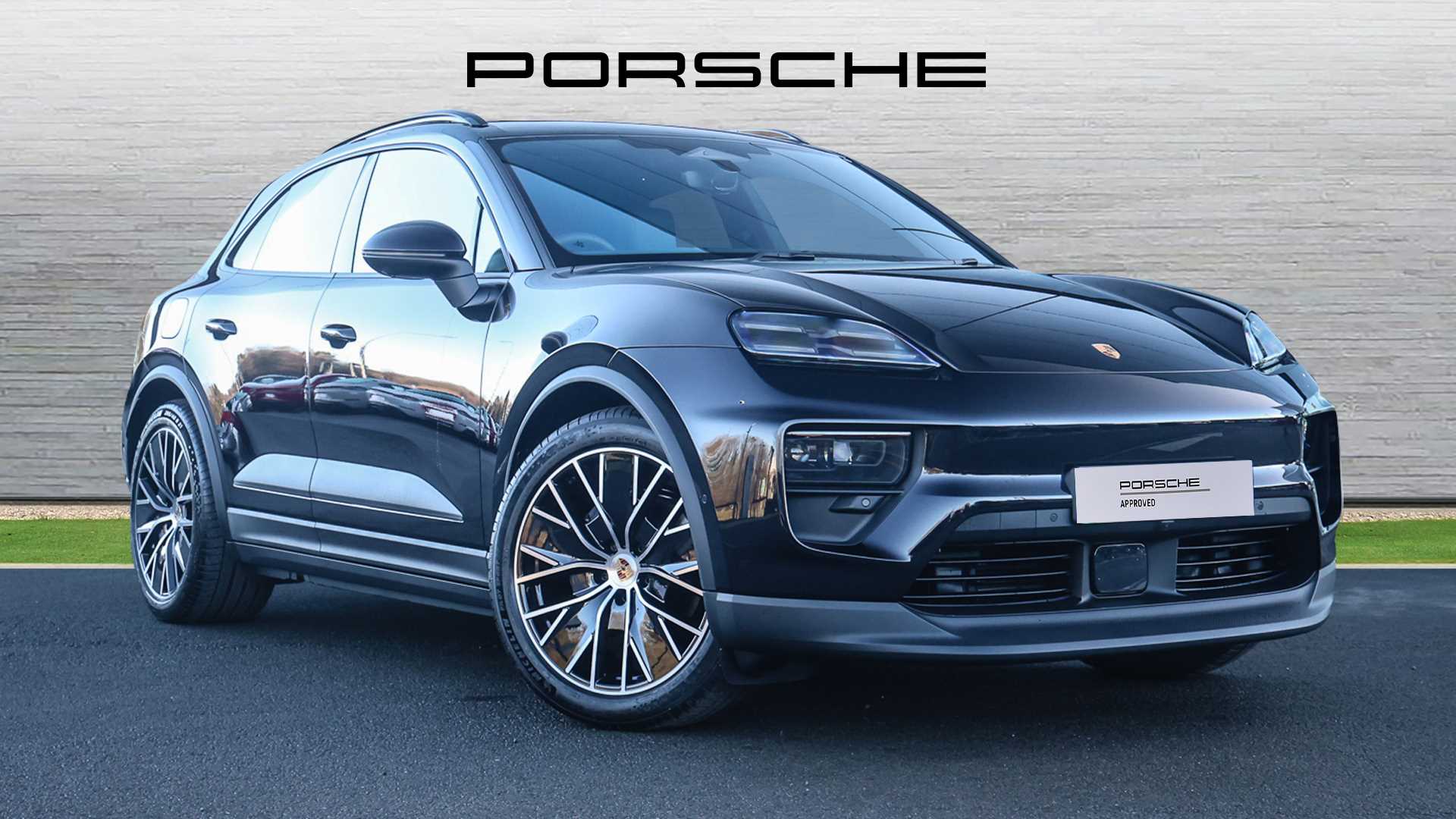 Main listing image - Porsche Macan