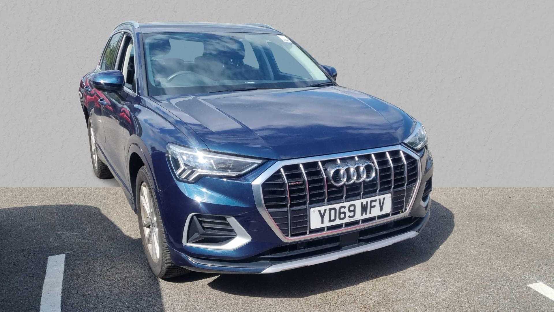 Main listing image - Audi Q3