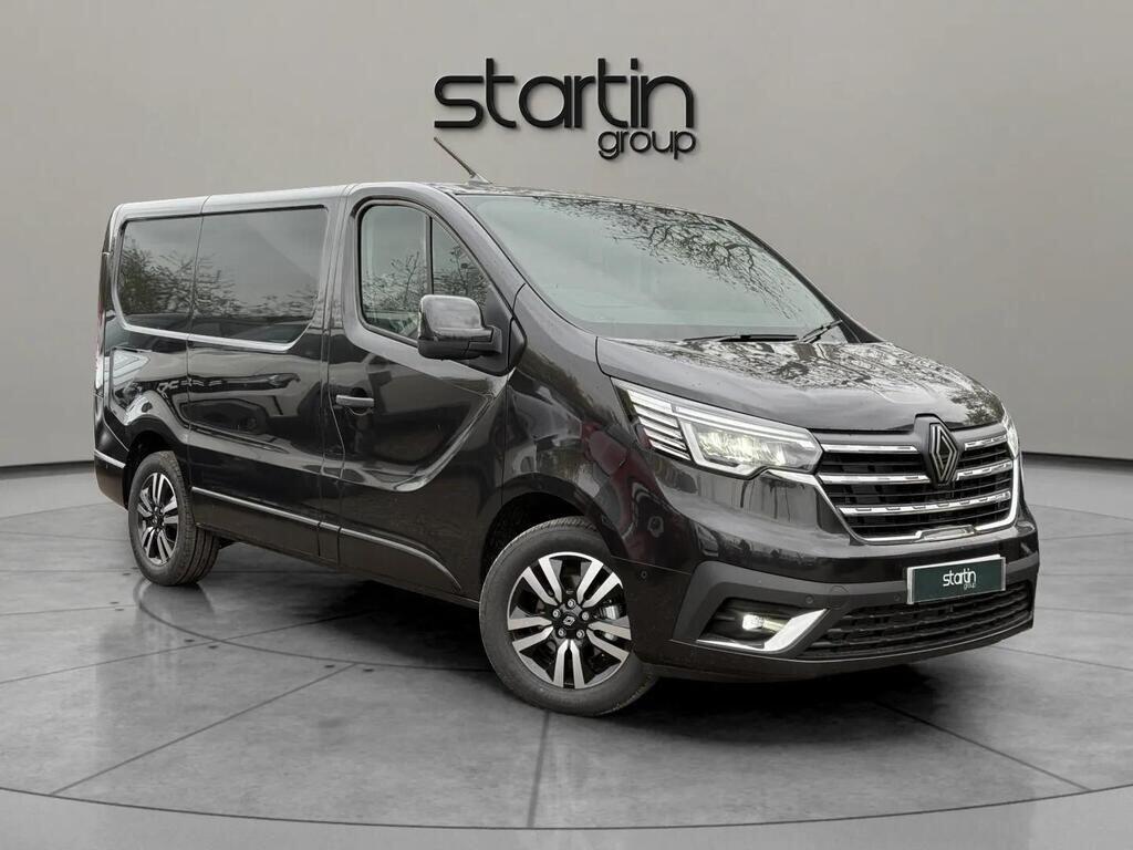 Main listing image - Renault Trafic