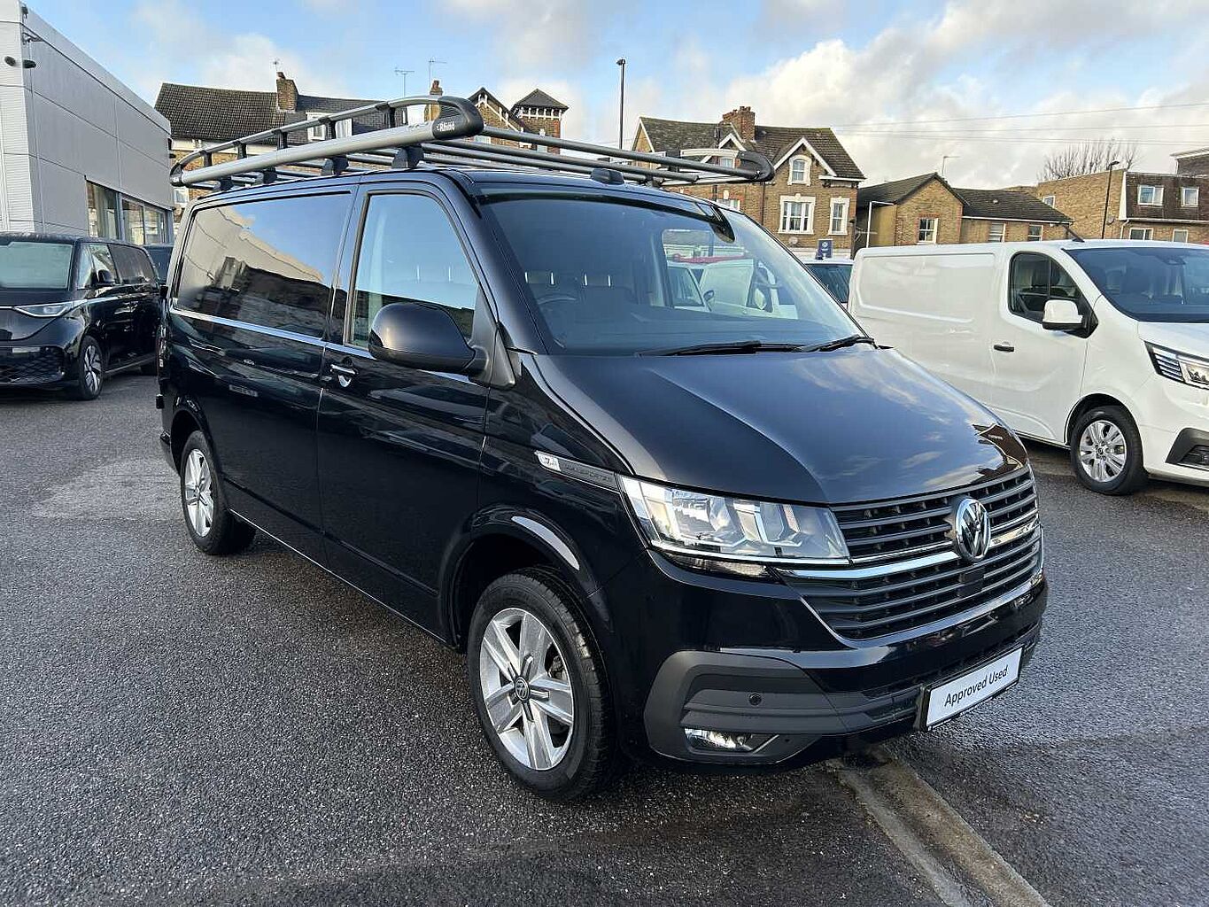 Main listing image - Volkswagen Transporter