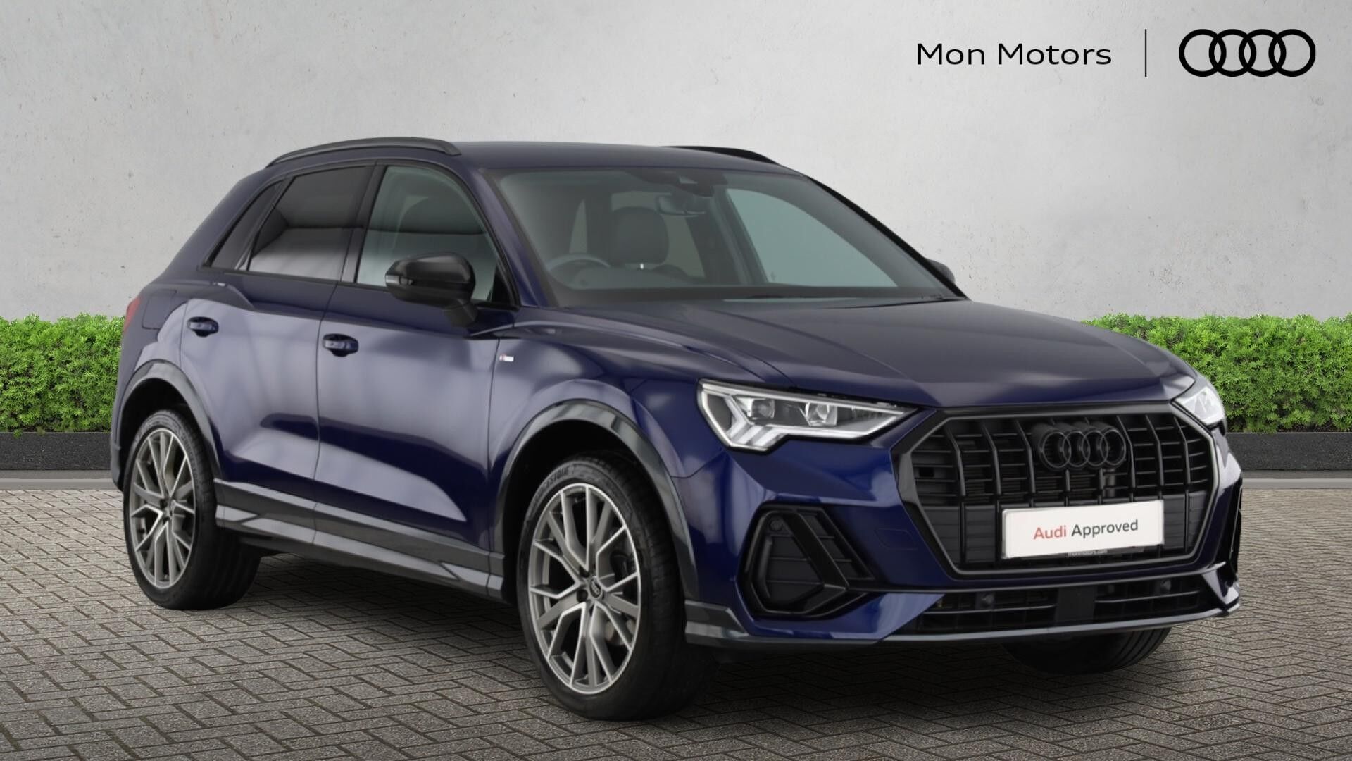 Main listing image - Audi Q3