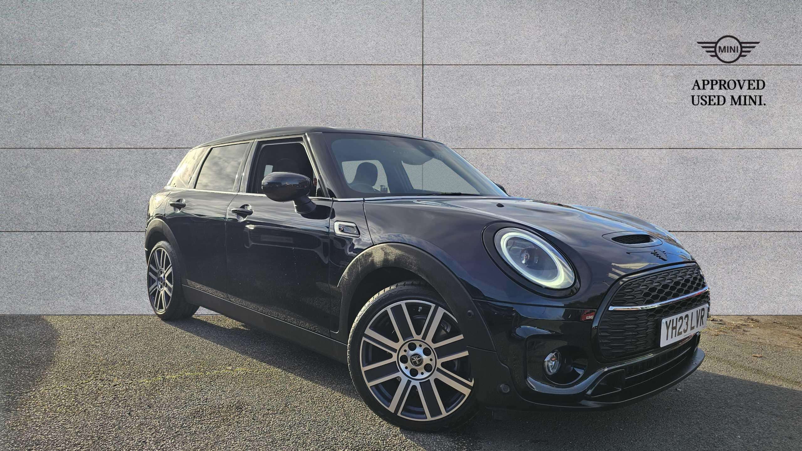 Main listing image - MINI Clubman