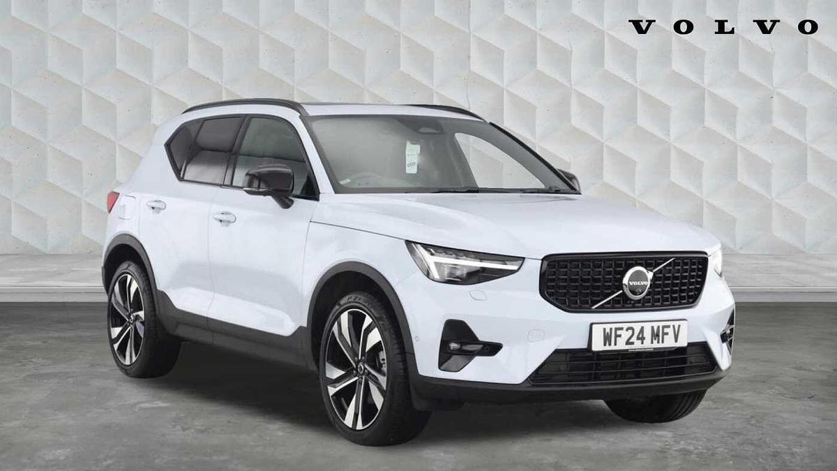 Main listing image - Volvo XC40