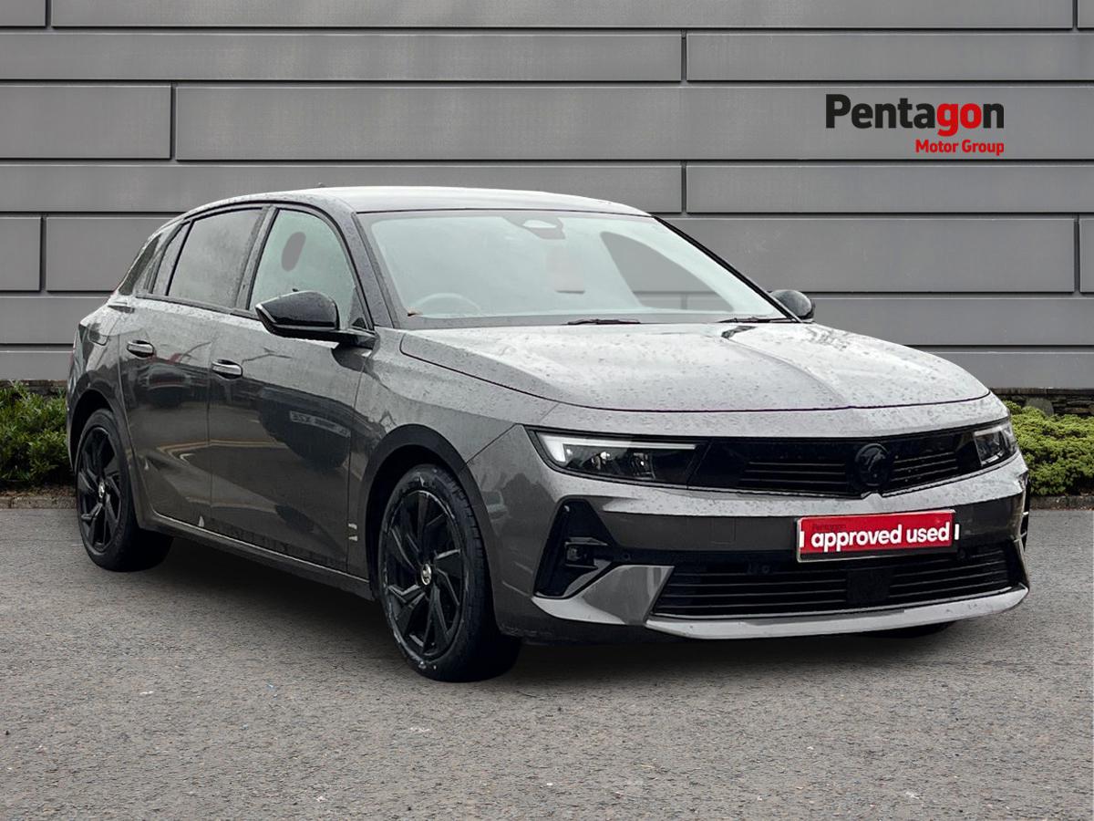 Main listing image - Vauxhall Astra