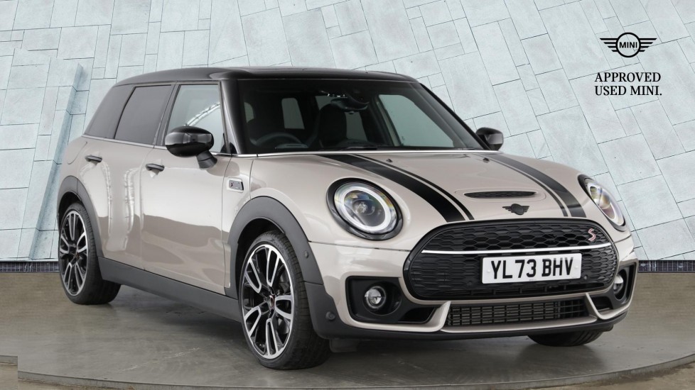 Main listing image - MINI Clubman