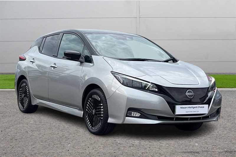 Main listing image - Nissan Leaf