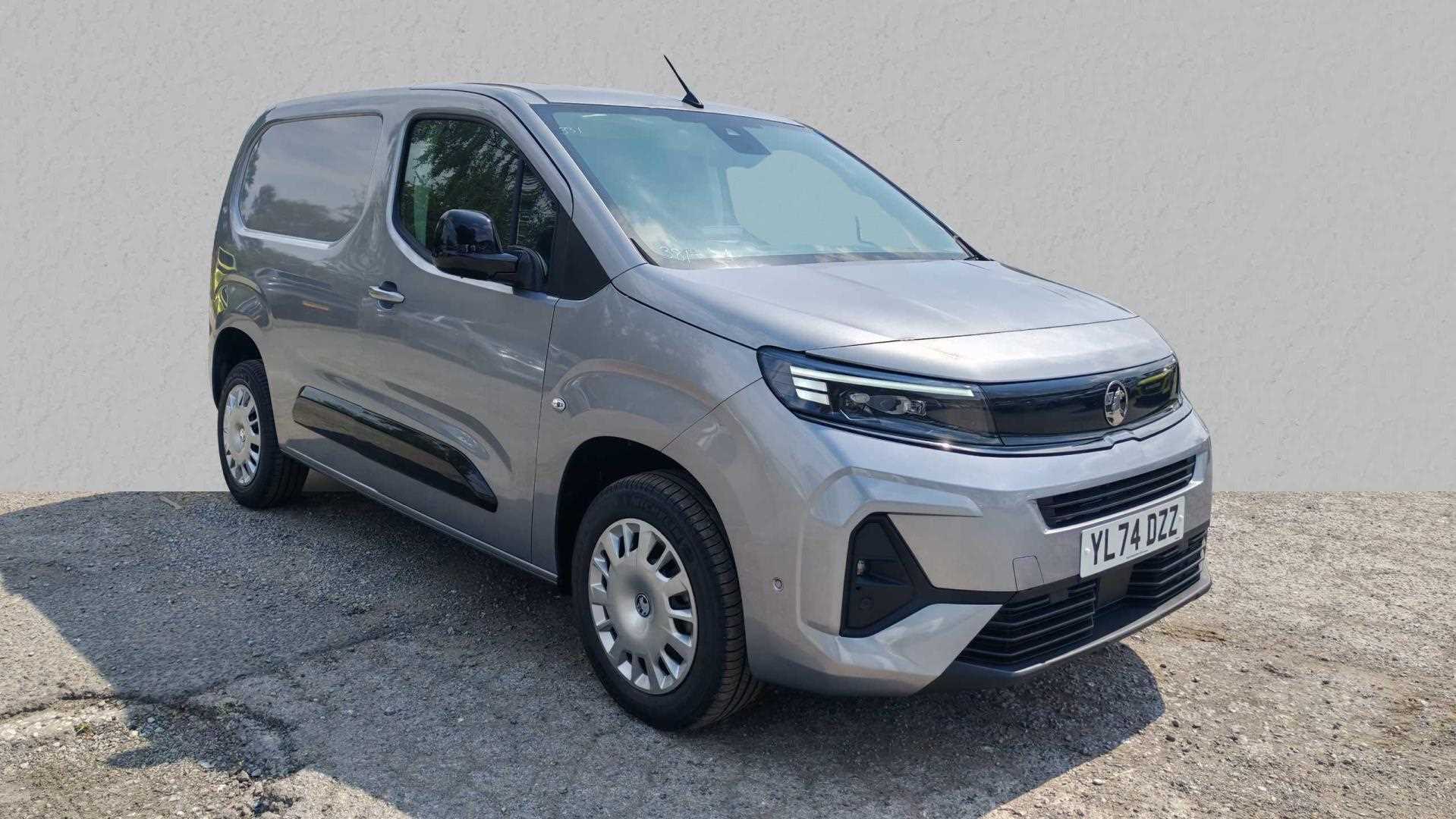 Main listing image - Vauxhall Combo Cargo