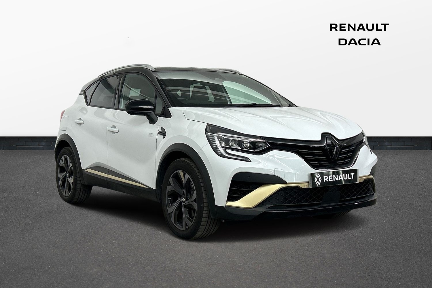 Main listing image - Renault Captur