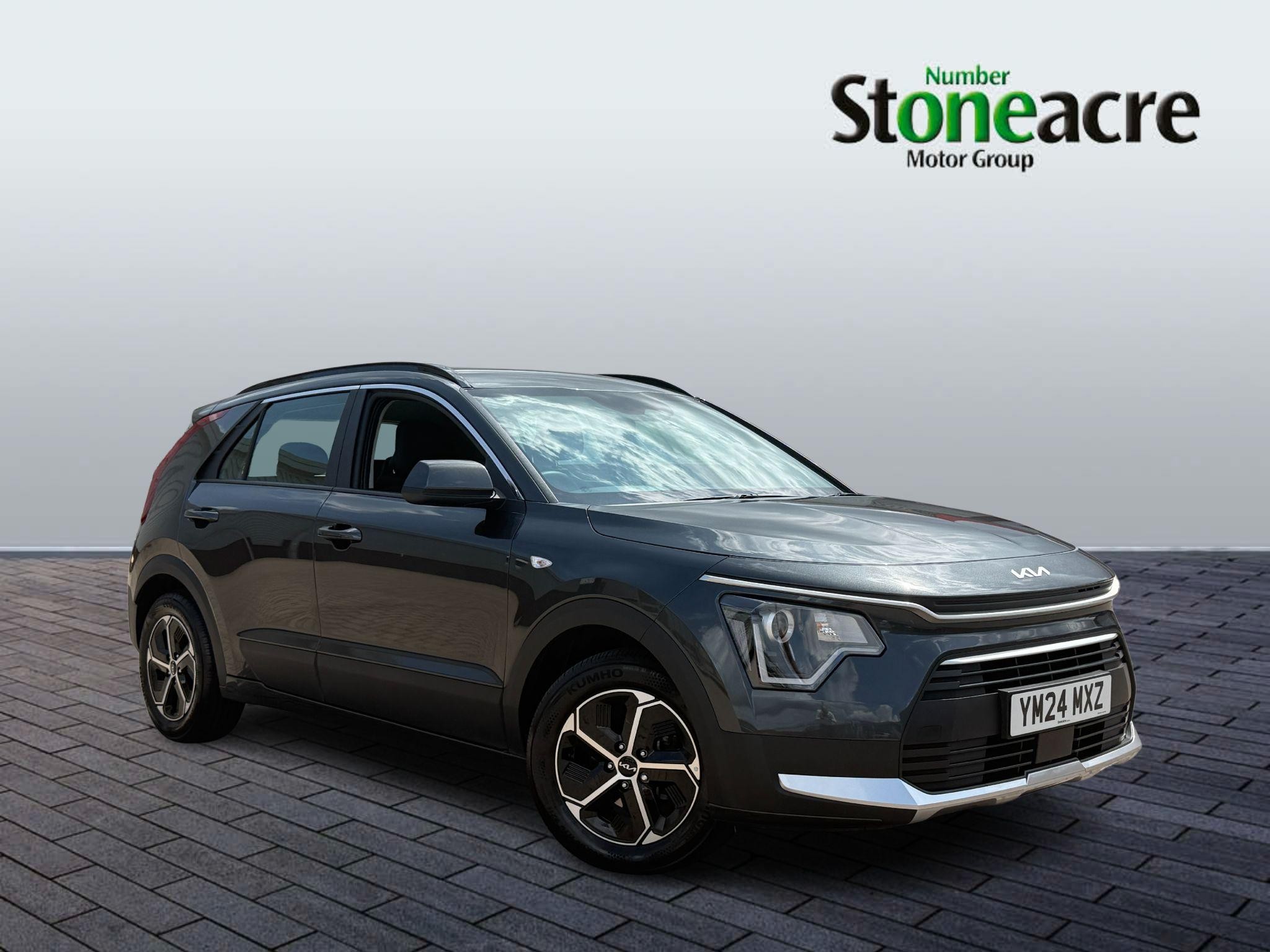 Main listing image - Kia Niro