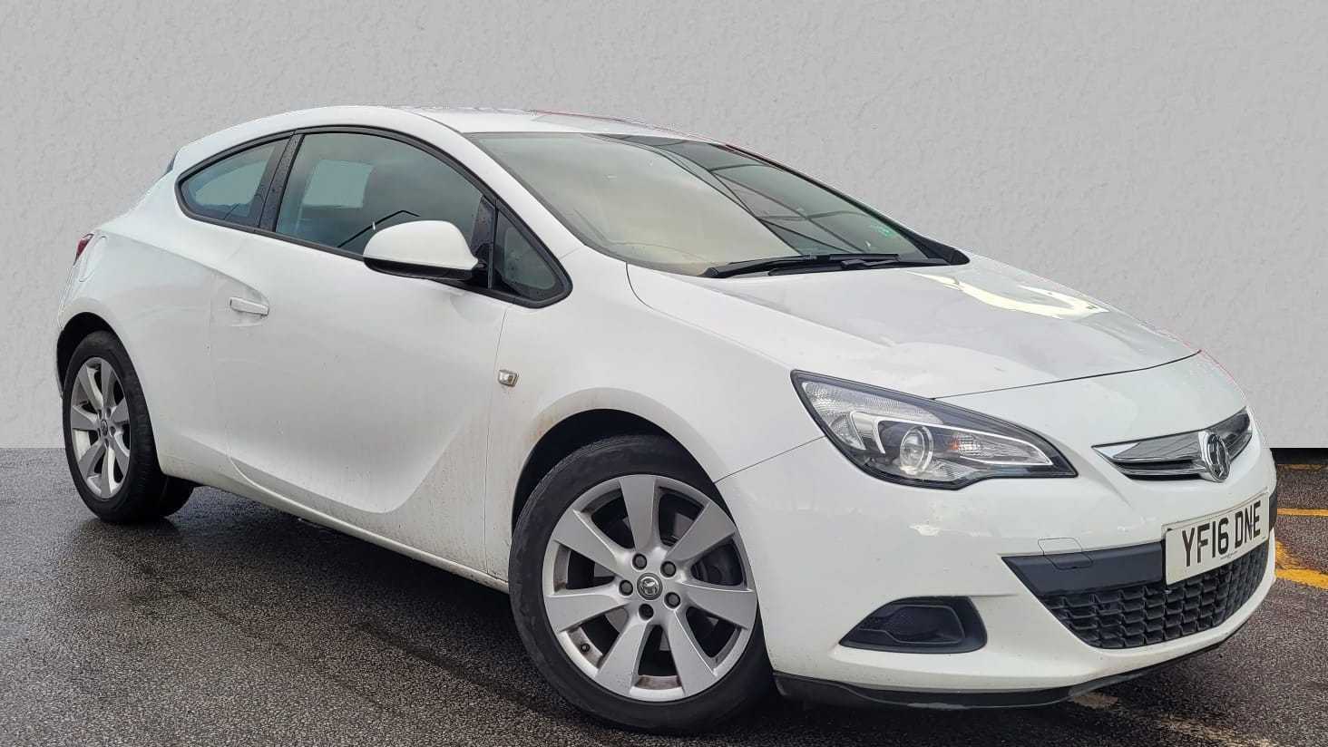 Main listing image - Vauxhall GTC