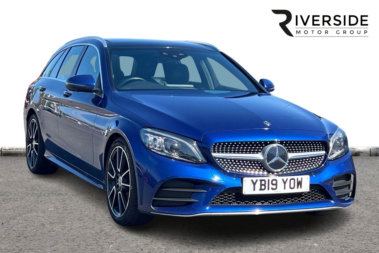 Main listing image - Mercedes-Benz C-Class Estate